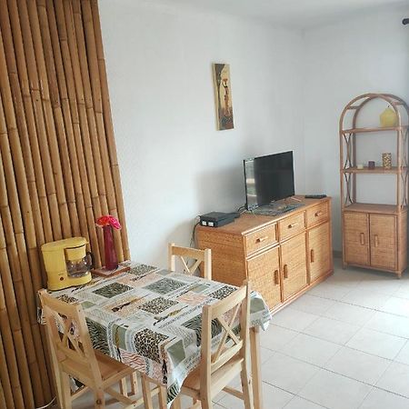 Sejour A Valras T1 Vue Sur Mer - 50M Centre Et Mer Apartment Екстериор снимка